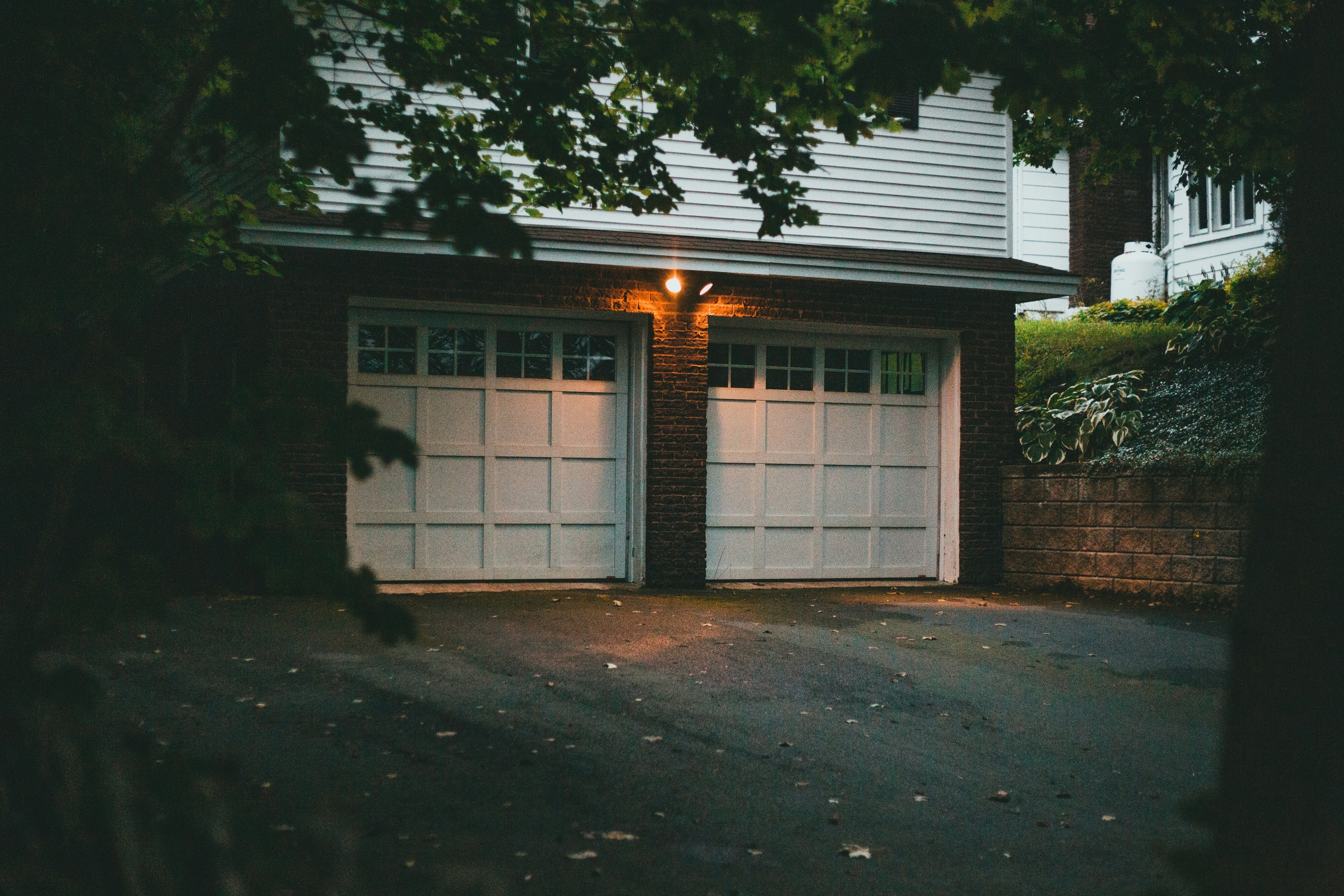 Fixed Garage Doors in Flint Hills Kansas